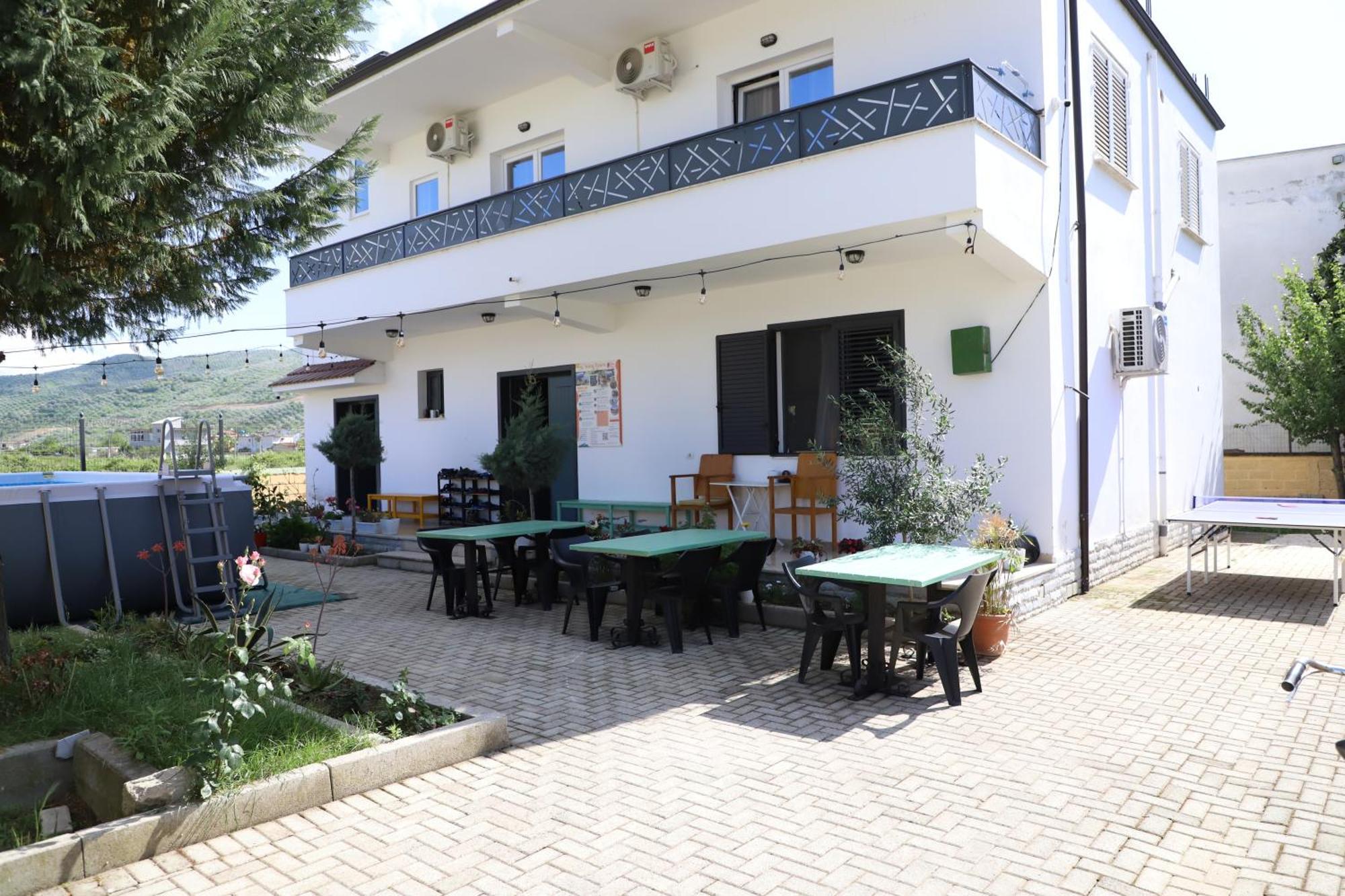 Baza Hostel - Swimming Pool Berat Exterior foto